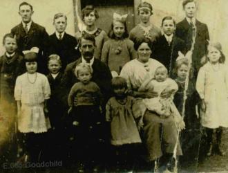 IN THE EARLY 1800'S HARRIET AND WILLIAM GOODCHILD HAD 16 CHILDREN.